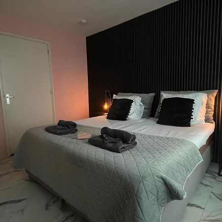 Bed And Breakfast Groningen - Peizerweg エクステリア 写真